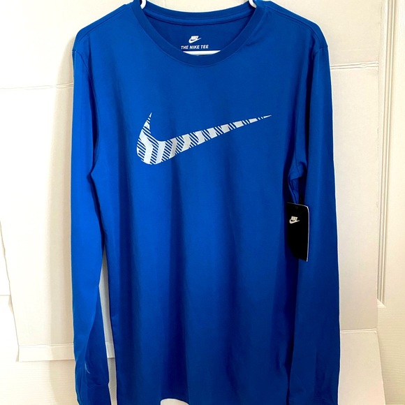 Nike Other - NWT!! NIKE Long Sleeve T Shirt